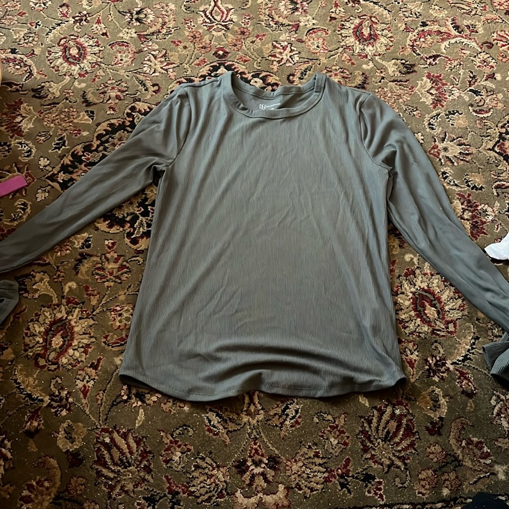 Brand New green No Boundaries long sleeve shirt size L